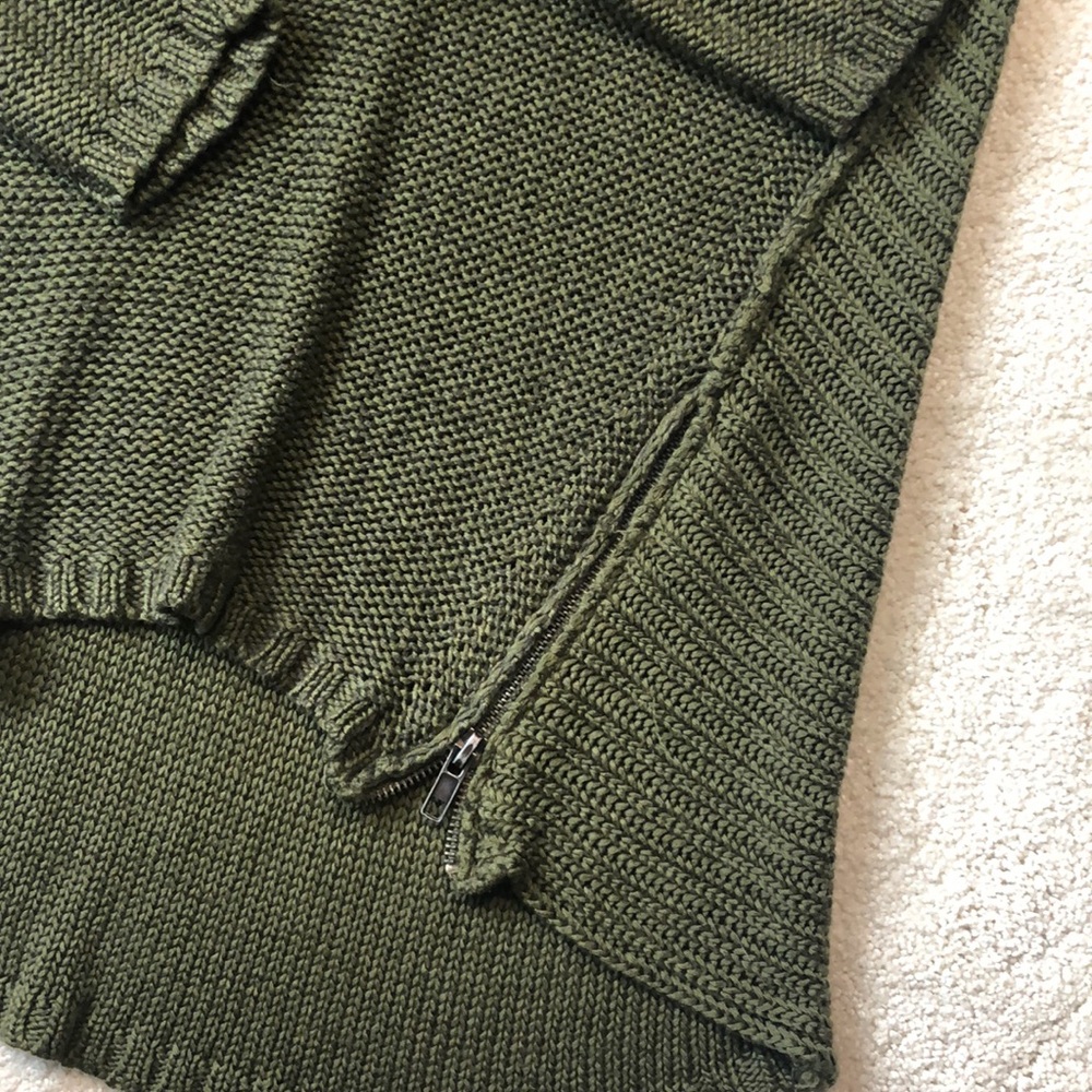 Size small fall sweater - Picture 3 of 3